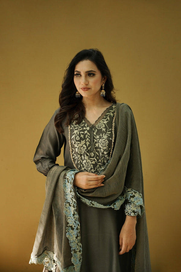 goonj(charcoal grey)- set of 3- kurta,pant & dupatta Naaz By Noor 