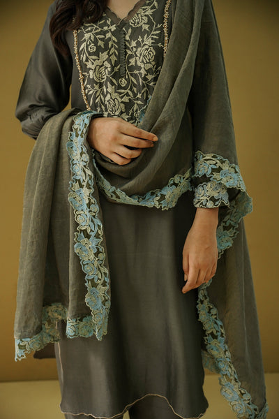 goonj(charcoal grey)- set of 3- kurta,pant & dupatta Naaz By Noor 