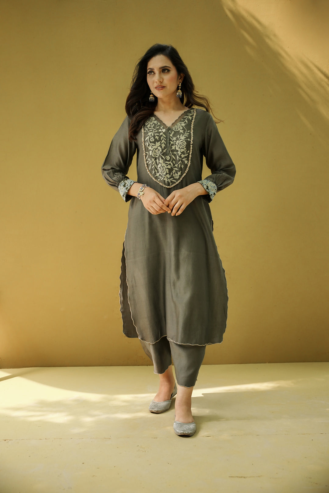 goonj(charcoal grey)- set of 3- kurta,pant & dupatta Naaz By Noor 