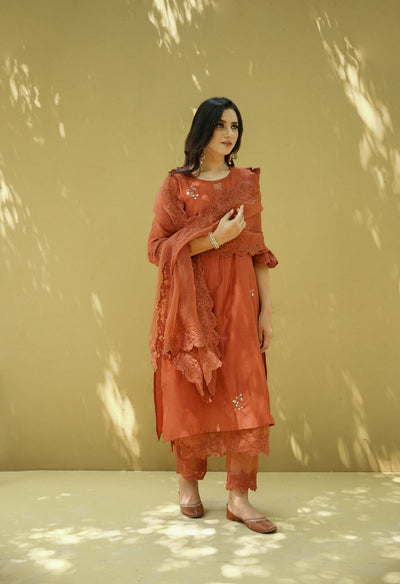 goonj(ginger) -set of 3- kurta, pant & dupatta Naaz By Noor 