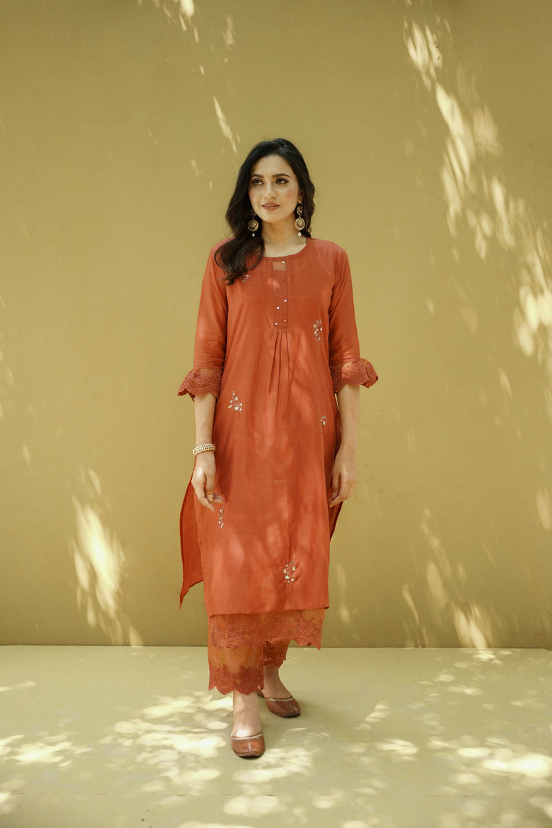 goonj(ginger) -set of 3- kurta, pant & dupatta Naaz By Noor 
