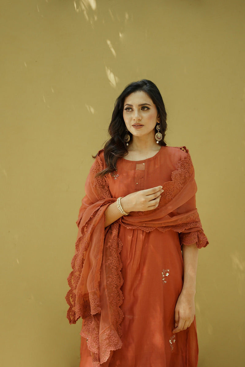 goonj(ginger) -set of 3- kurta, pant & dupatta Naaz By Noor 