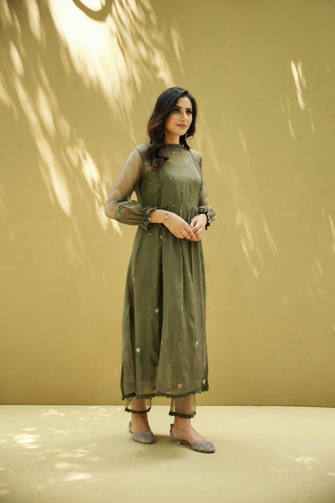 goonj(moss green)- set of 2- kurta with pant Naaz By Noor 