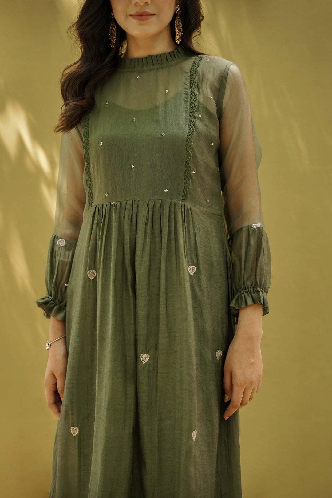 goonj(moss green)- set of 2- kurta with pant Naaz By Noor 