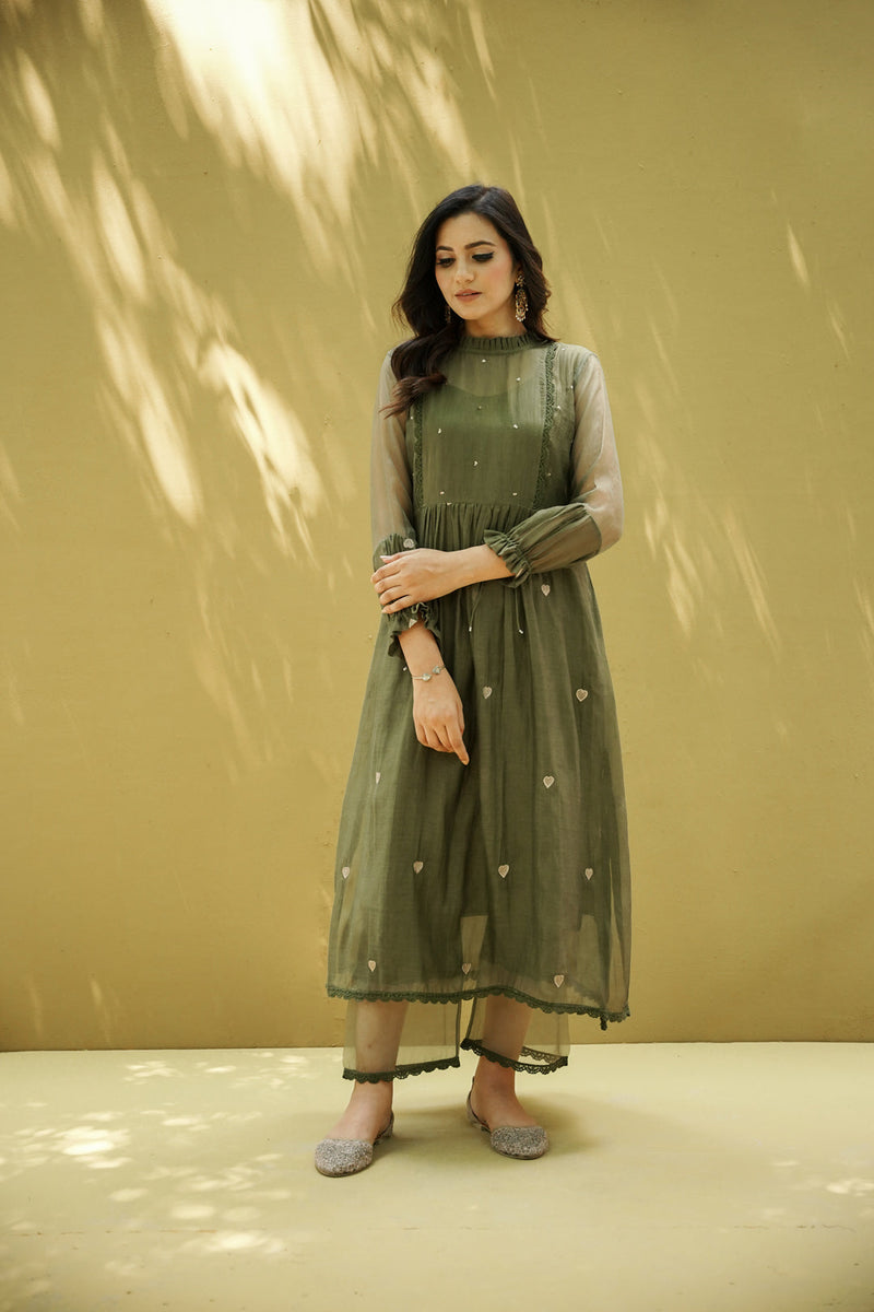 goonj(moss green)- set of 2- kurta with pant Naaz By Noor 