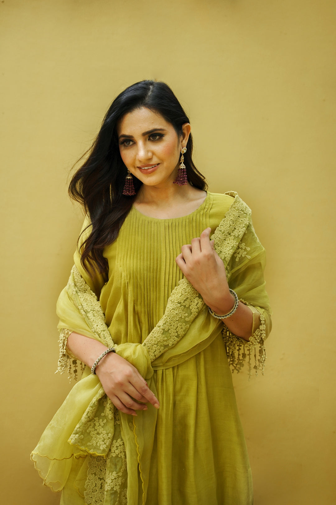 goonj(olive)-set of 3- kurta, pant & dupatta Naaz By Noor 