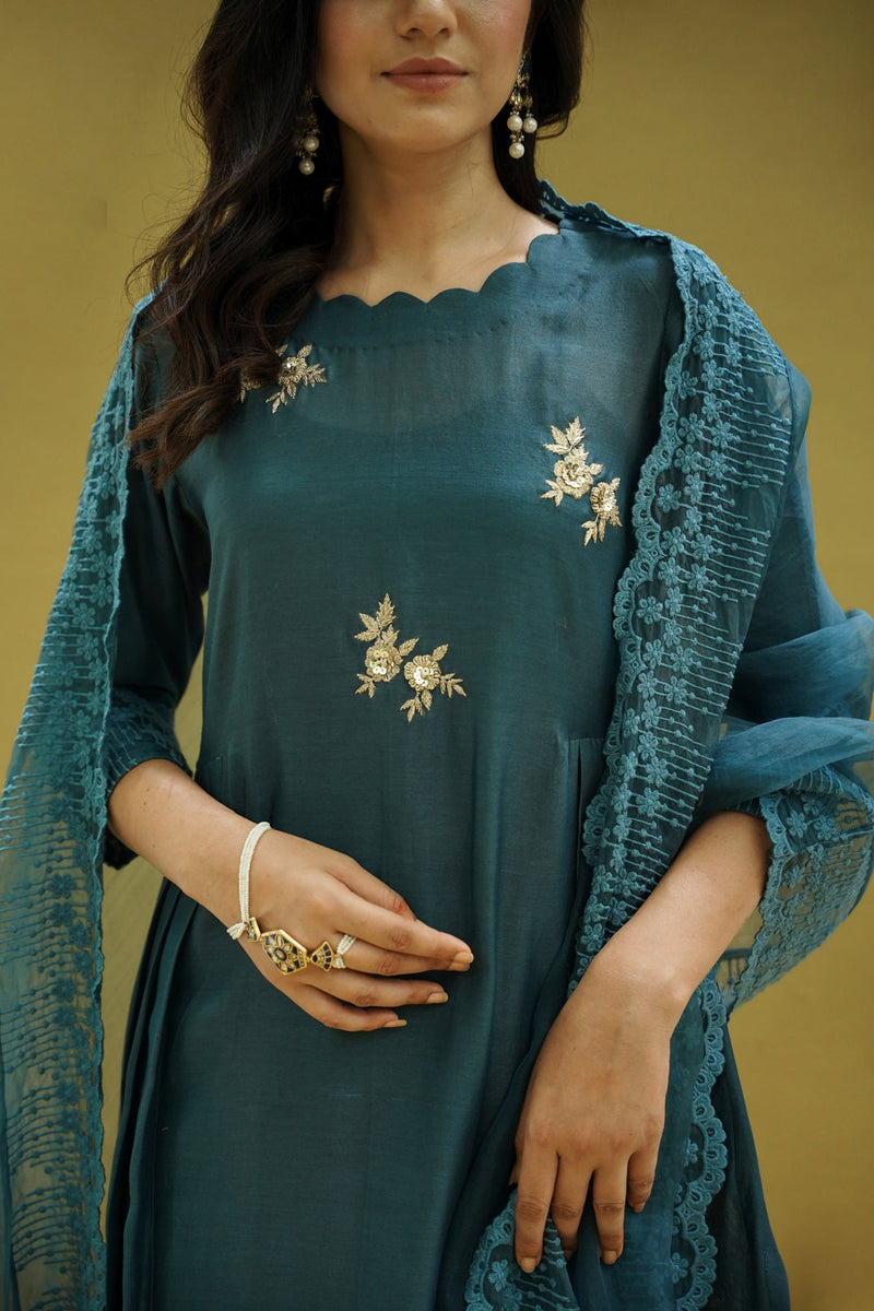 goonj(yale)- set of 3 - kurta, pant & dupatta Naaz By Noor 