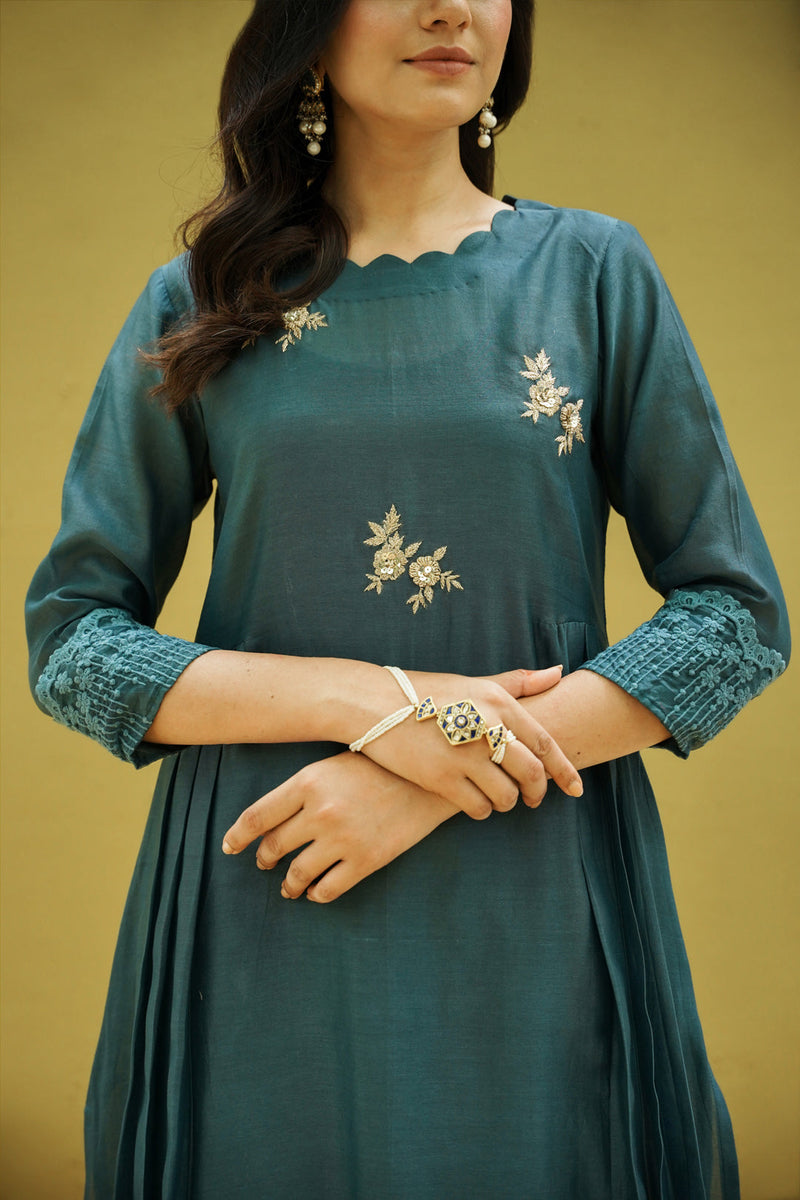 goonj(yale)- set of 3 - kurta, pant & dupatta Naaz By Noor 