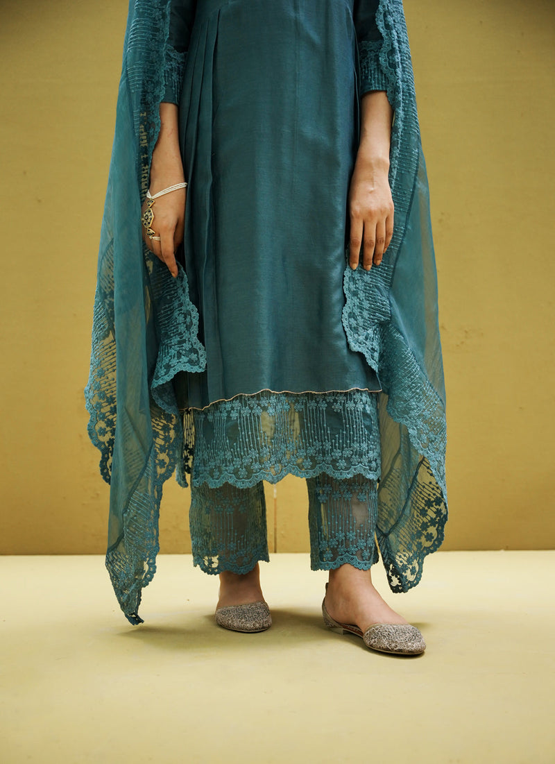 goonj(yale)- set of 3 - kurta, pant & dupatta Naaz By Noor 