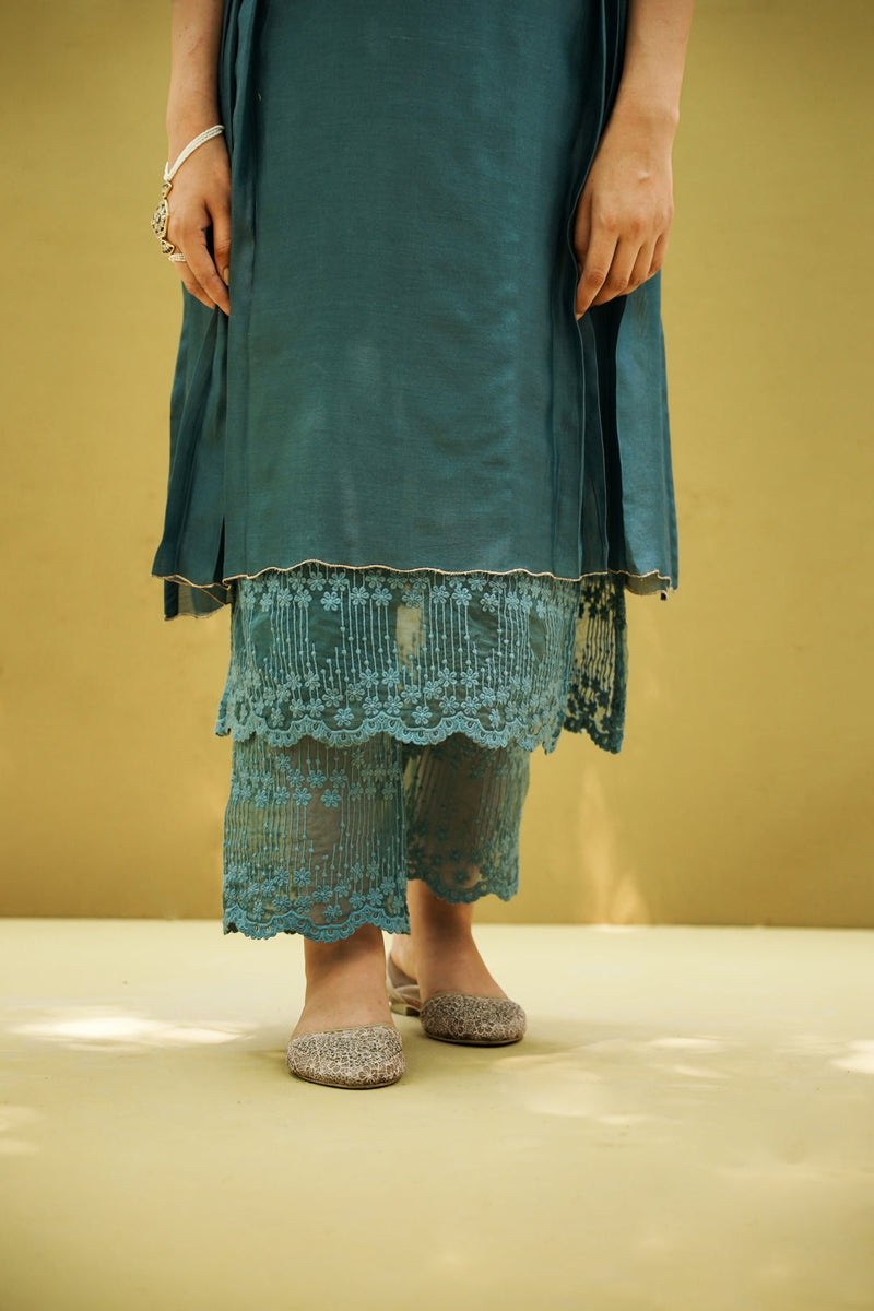 goonj(yale)- set of 3 - kurta, pant & dupatta Naaz By Noor 