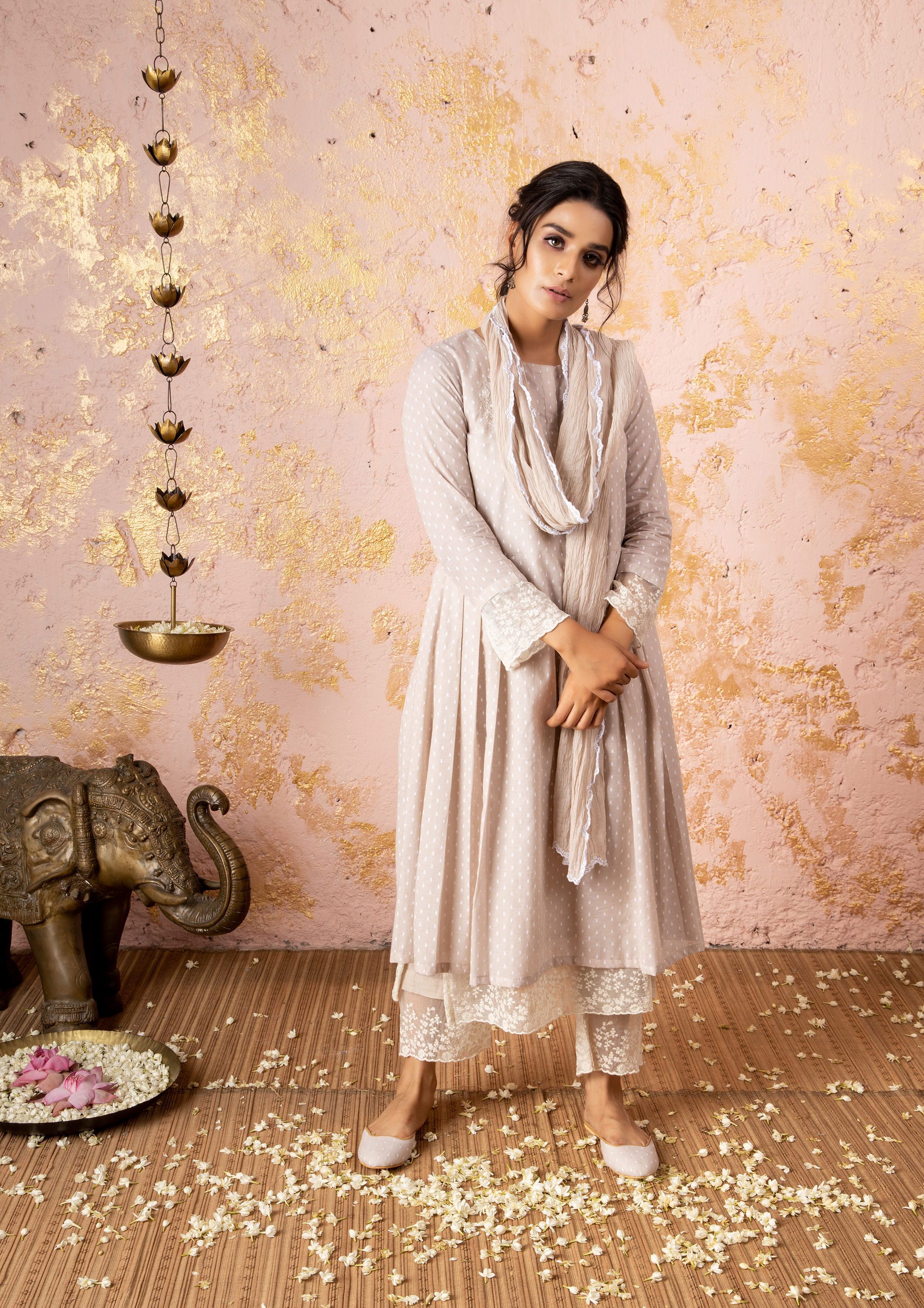 Grey And White Pleated Kurta With Straight Pants (Without Stole) - Naaz By Noor