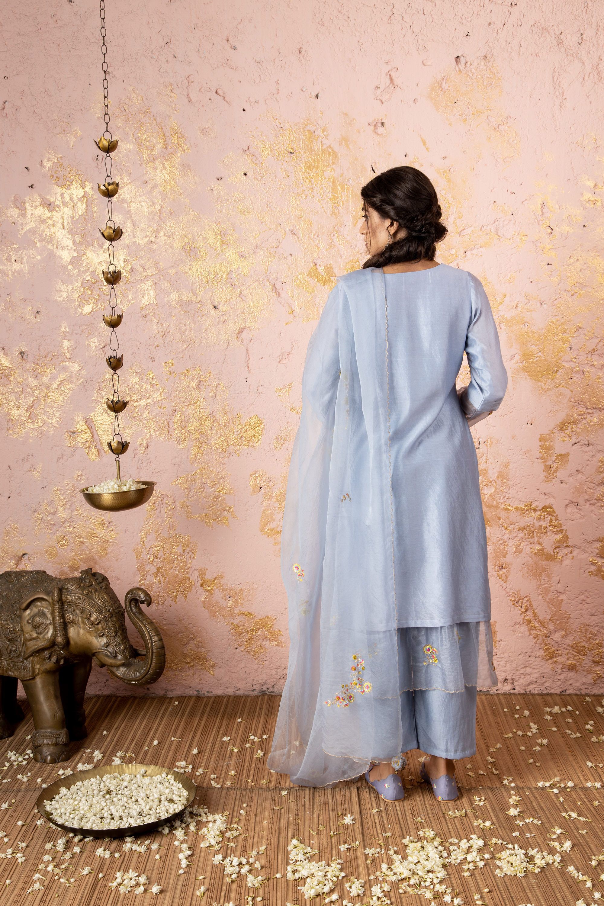 Ice Grey Embroidered KurtaSet With Scalloped Dupatta - Naaz By Noor