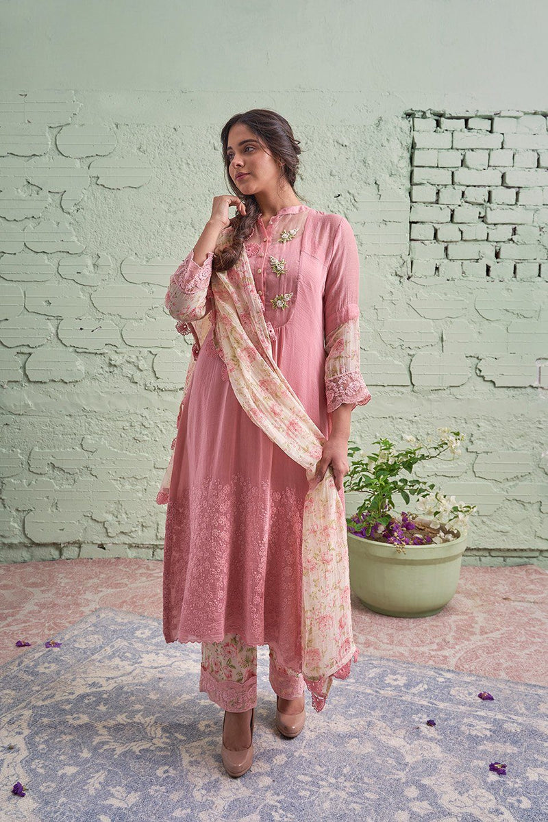 JAMUN ki tokri ( gulabi)-set of 3- kurta, pant & dupatta Naaz By Noor 