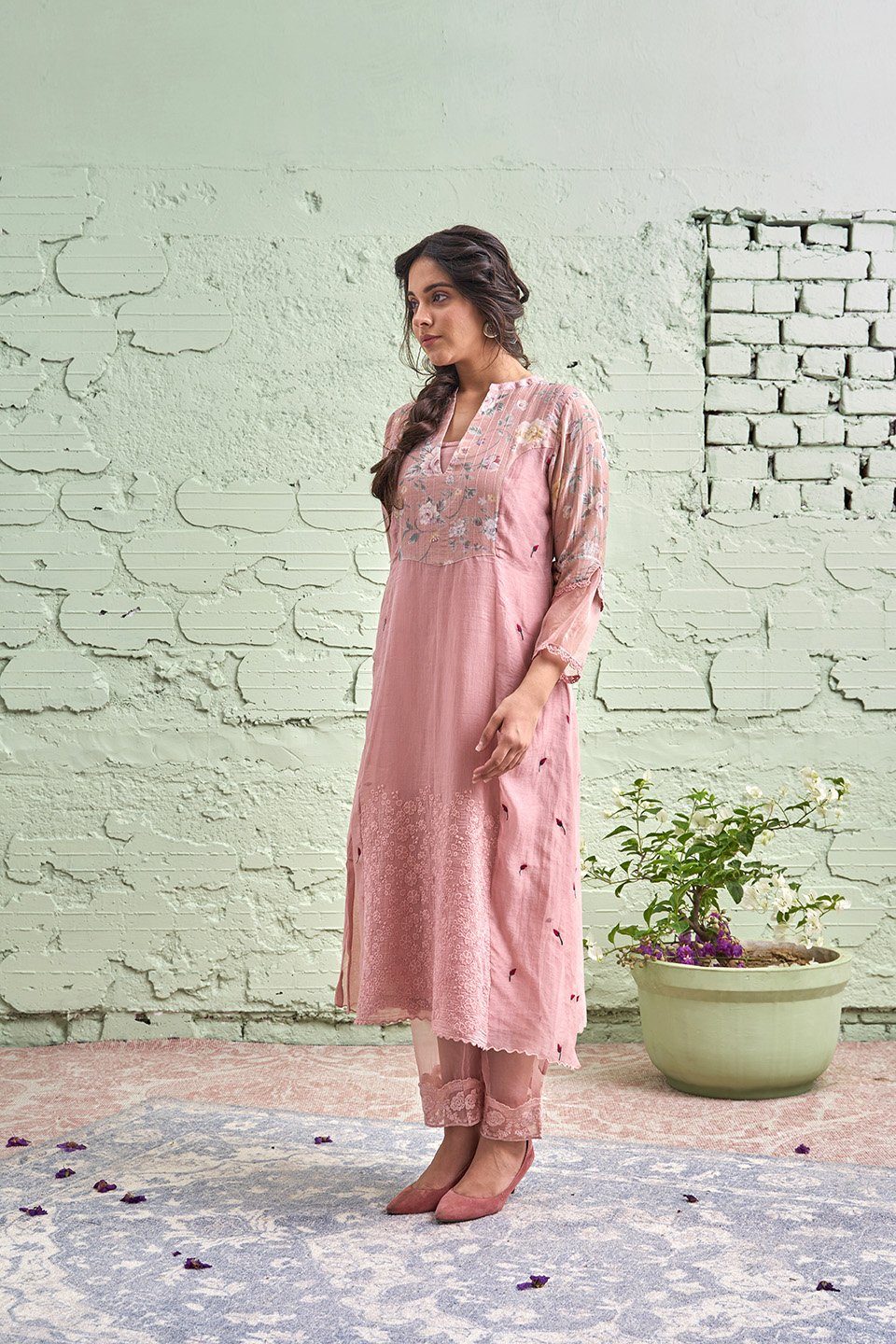 JAMUN ki tokri ( halki gulabi)- set of 3- kurta with embroidered buds, pant & dupatta Naaz By Noor 