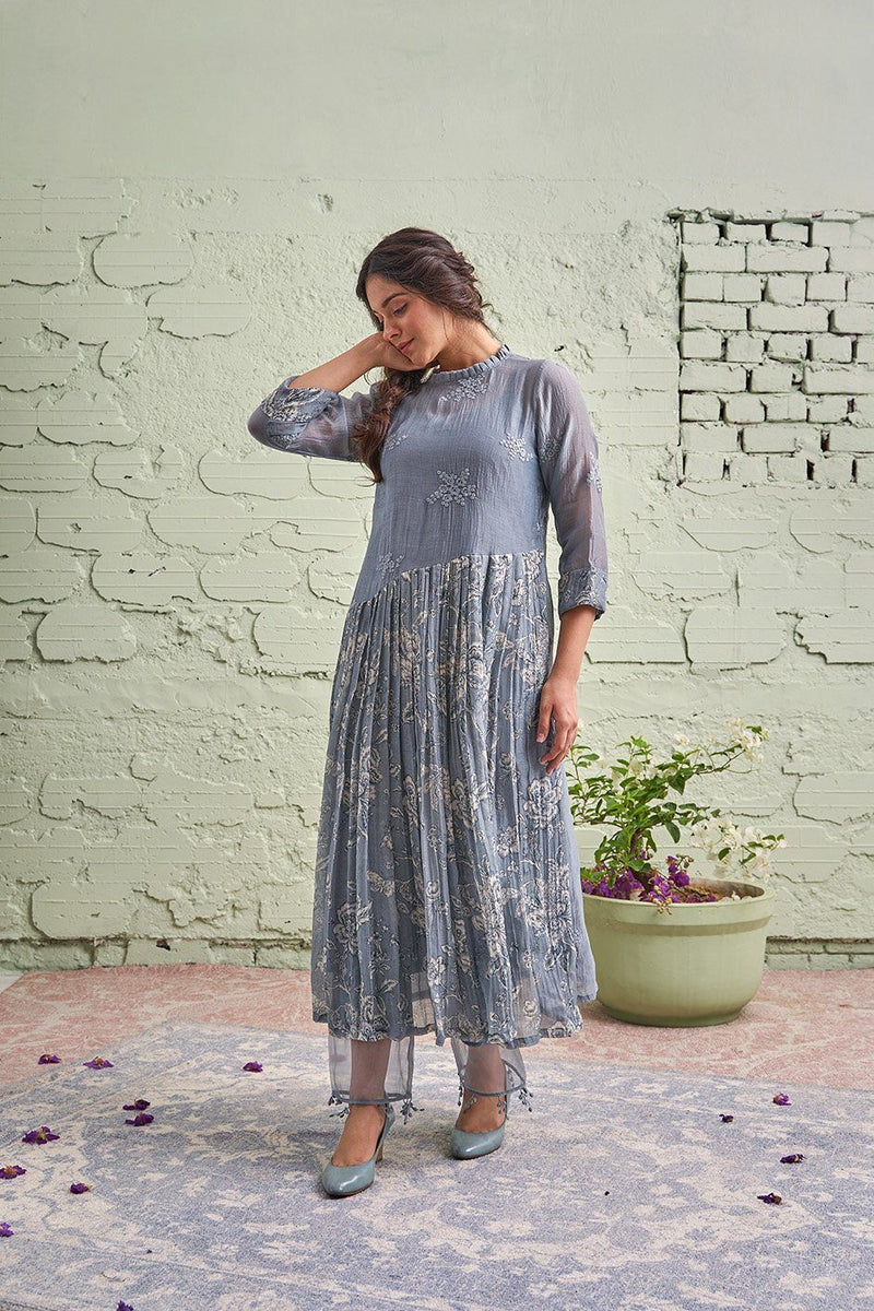 JAMUN ki tokri ( neela sa sleti )-set of 2- kurta with pants Naaz By Noor 