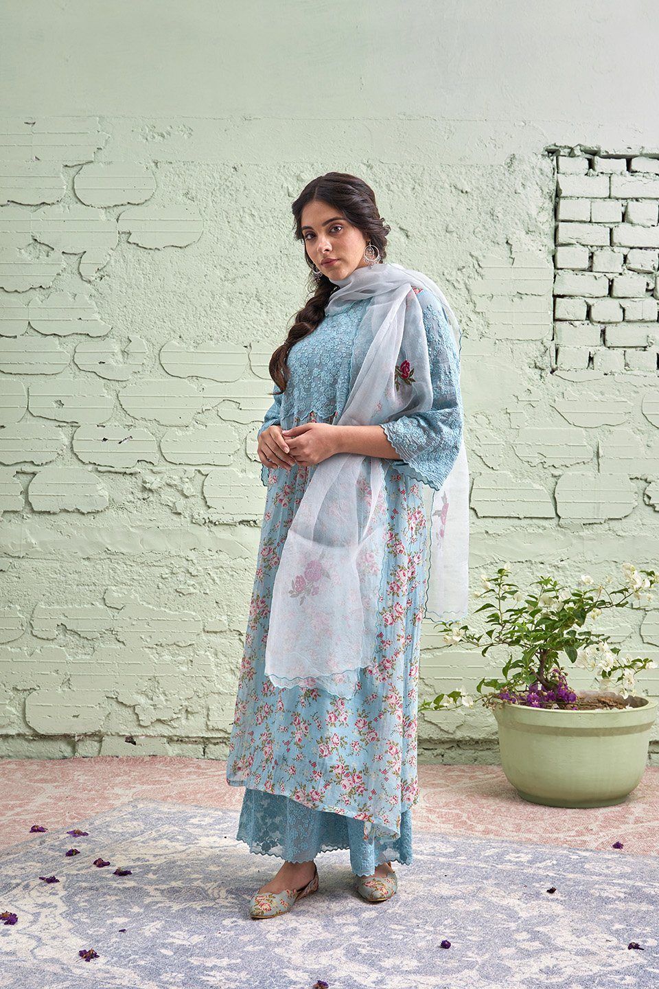 JAMUN ki tokri ( neeli)-set of 2- thread embroidered kurta & pant Naaz By Noor 