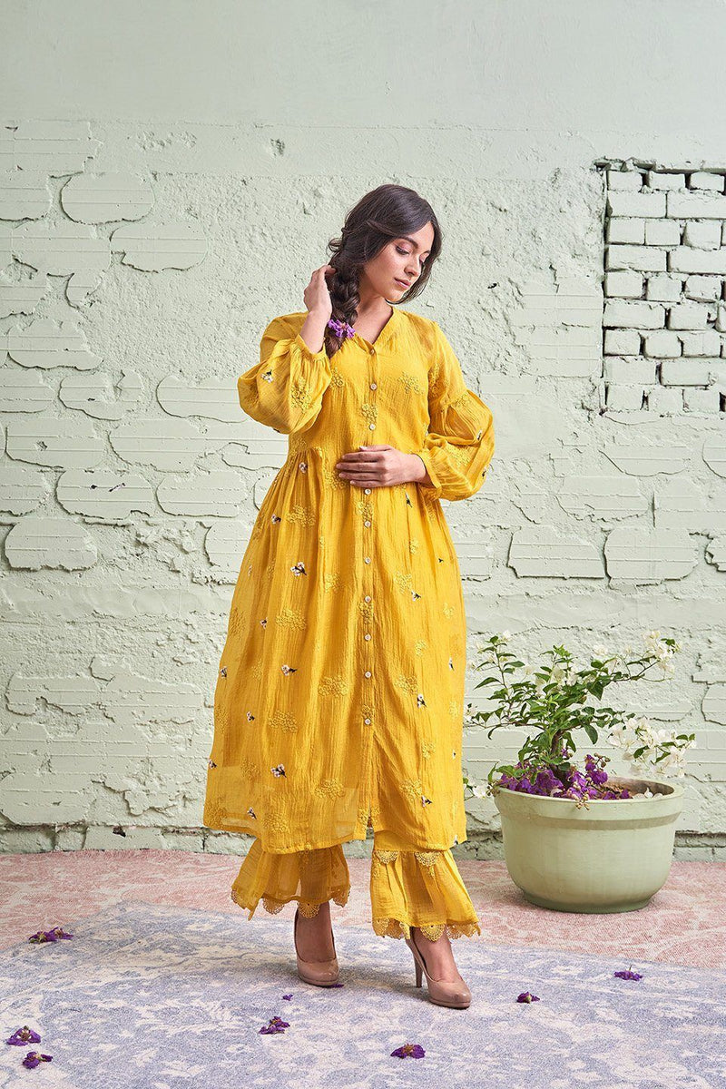 JAMUN ki tokri ( peeli)- set of 2- kurta, pant Naaz By Noor 