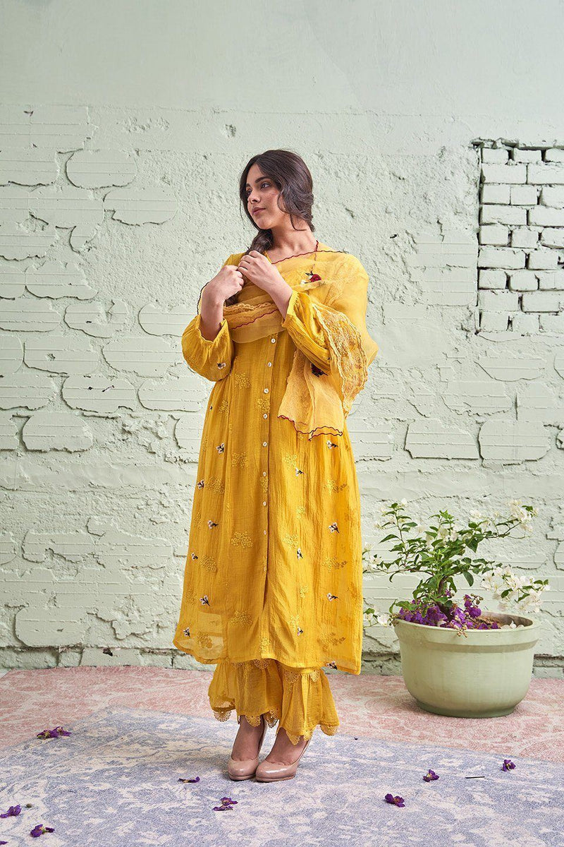 JAMUN ki tokri ( peeli)- set of 2- kurta, pant Naaz By Noor 