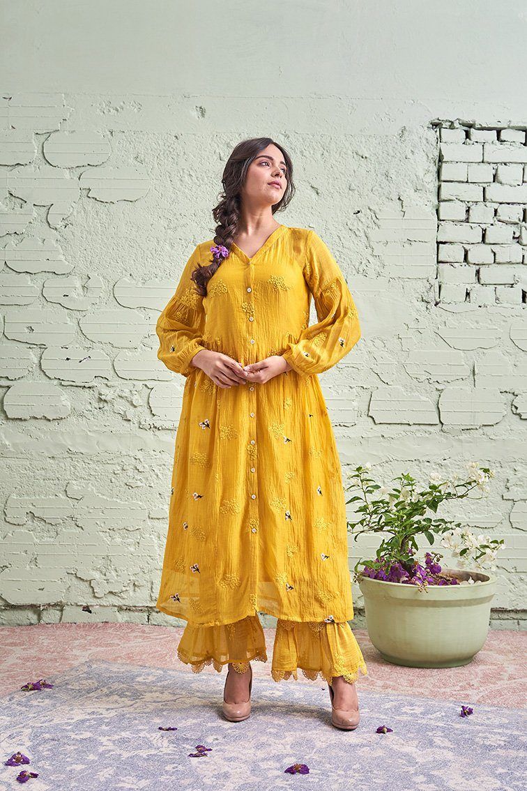 JAMUN ki tokri ( peeli)- set of 2- kurta, pant Naaz By Noor 