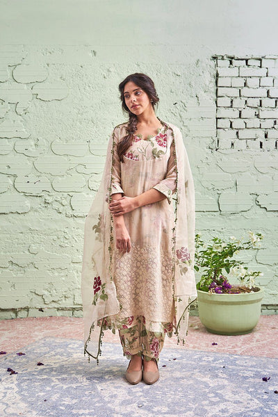 JAMUN ki tokri ( sunheri)- set of 3- kurta, pant & dupatta Naaz By Noor 
