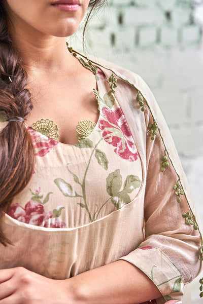 JAMUN ki tokri ( sunheri)- set of 3- kurta, pant & dupatta Naaz By Noor 