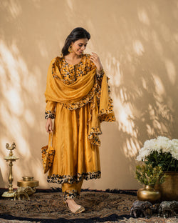 KISHMISH(meetha sheera)- set of 3- anarkali, pant & dupatta Naaz By Noor