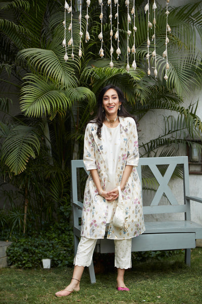 Kurta Cape With Pants - Naaz By Noor