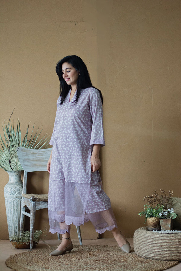 LILAC MUSK PRINTED KURTA WITH PRINTED PANTS - Naaz By Noor