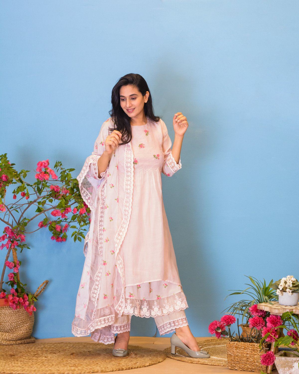 OUTBLOOM STYLE NO 002 Naaz By Noor 