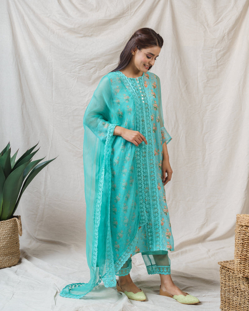 Paradise green ensemble- set of 3 ( kurta ,pant and dupatta) - Naaz By Noor