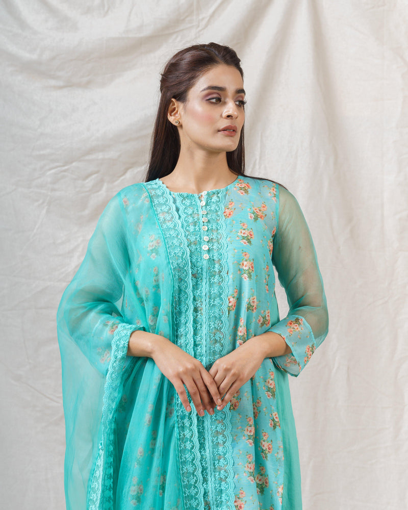 Paradise green ensemble- set of 3 ( kurta ,pant and dupatta) - Naaz By Noor