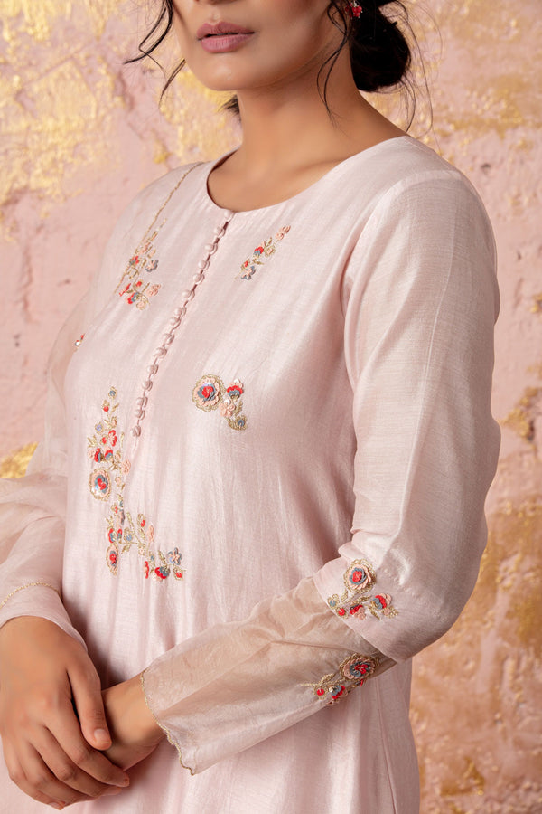 Powder Pink Embroidered KurtaSet With Scalloped Dupatta - Naaz By Noor