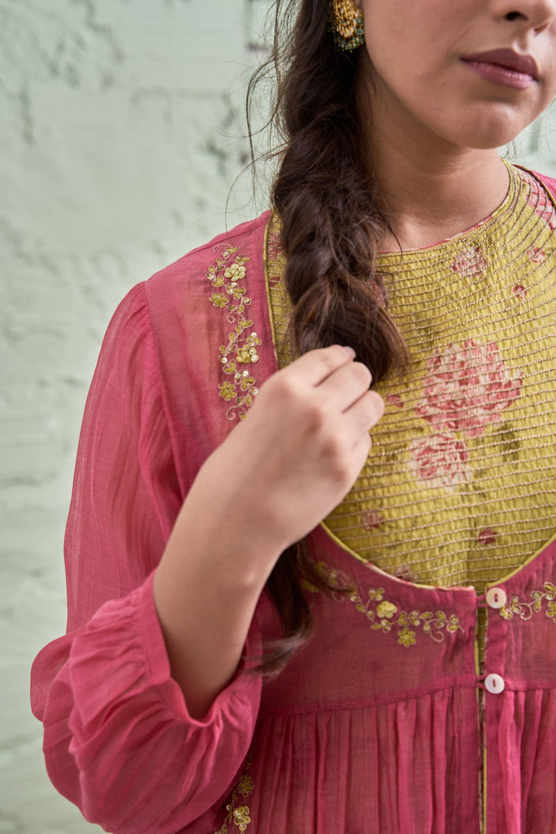 RAKHI- tyohaar ki thali gulabi- set of 4- kurta, pant, dupatta, overlay Naaz By Noor 