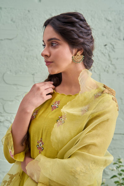 RAKHI tyohaar ki thali- nimbu sa hara-set of 3- kurta, sharara & dupatta Naaz By Noor 