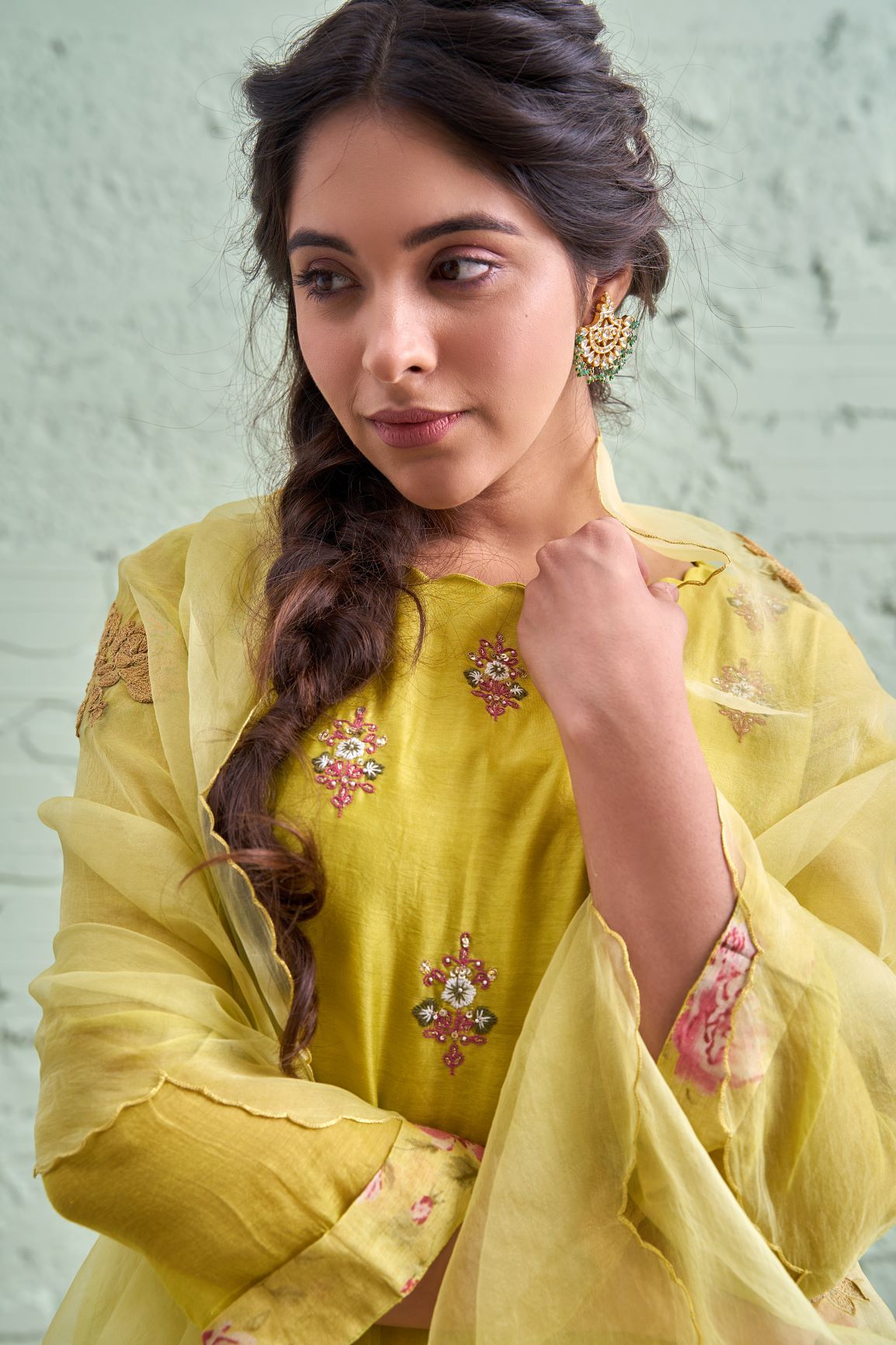 RAKHI tyohaar ki thali- nimbu sa hara-set of 3- kurta, sharara & dupatta Naaz By Noor 