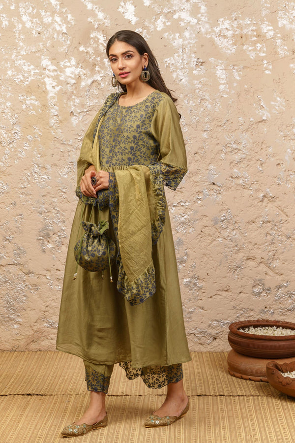 Seaweed Green Kurta With Pants (Without Dupatta) - Naaz By Noor