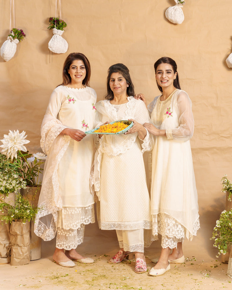 Snow drop white ensemble( with dupatta) - Naaz By Noor