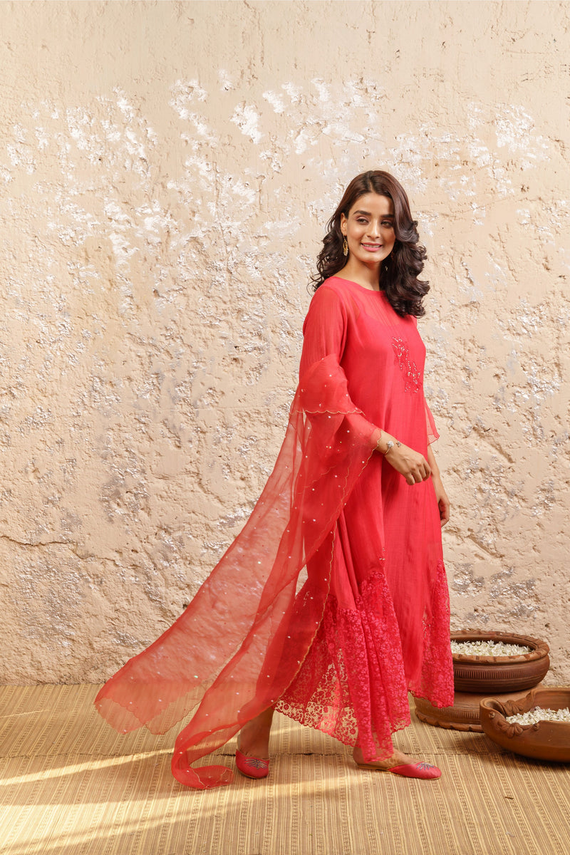 Spanish Red Kurta With Pants And Dupatta - Naaz By Noor