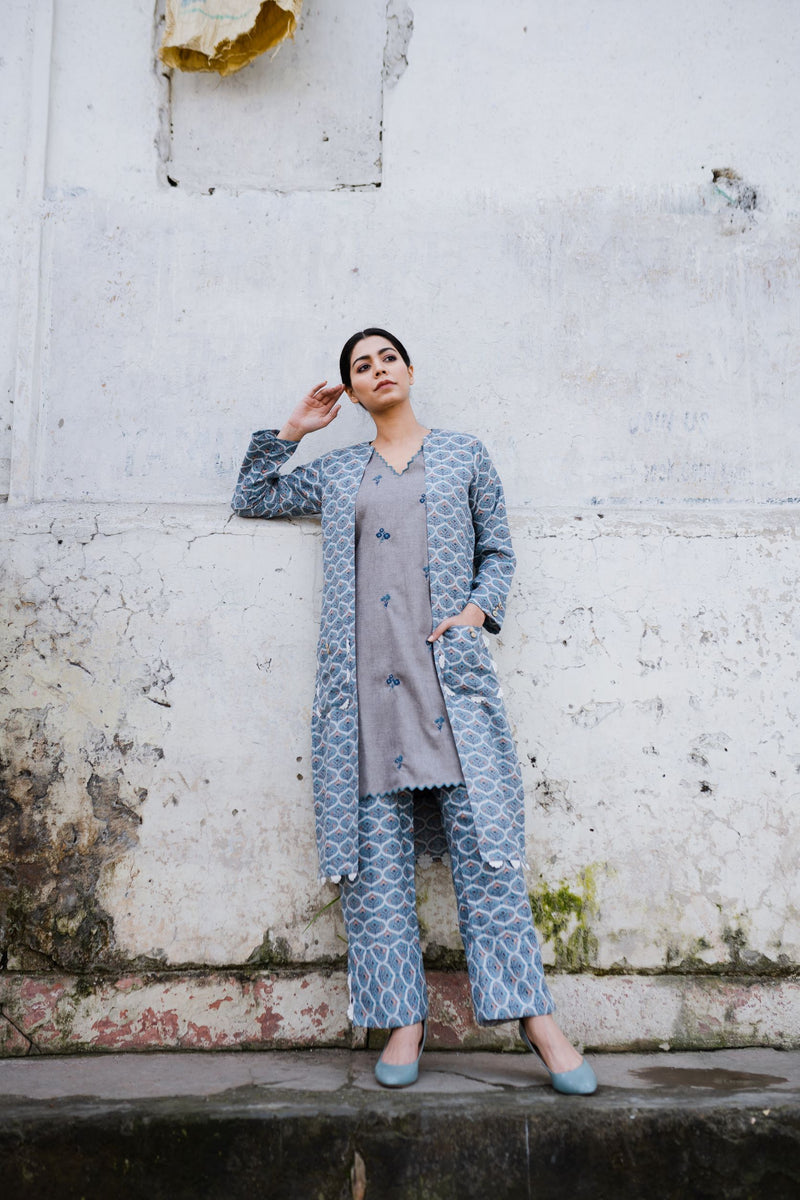 SUBAH CAPE SET- SET OF 3 Naaz By Noor 