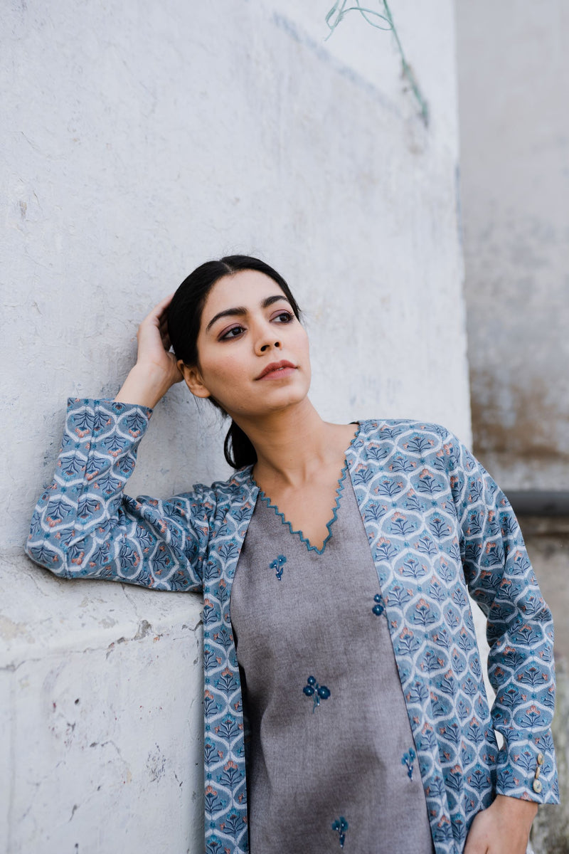 SUBAH CAPE SET- SET OF 3 Naaz By Noor 