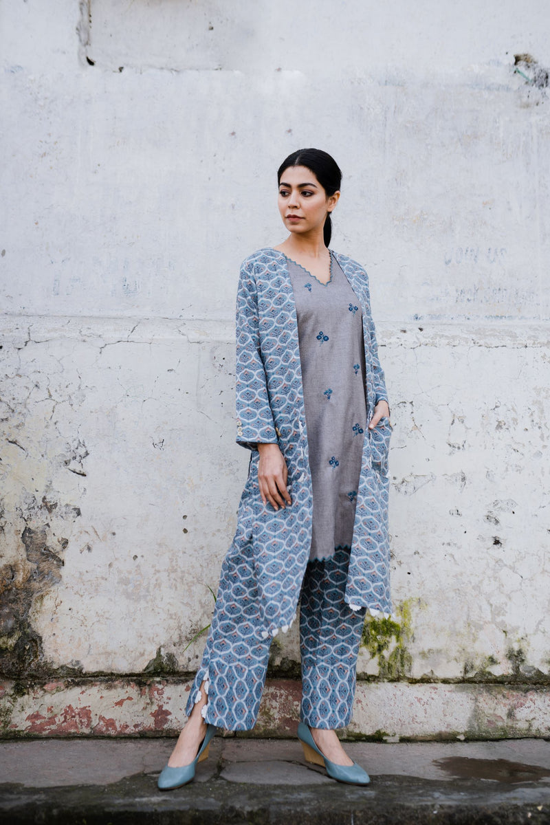 SUBAH CAPE SET- SET OF 3 Naaz By Noor 