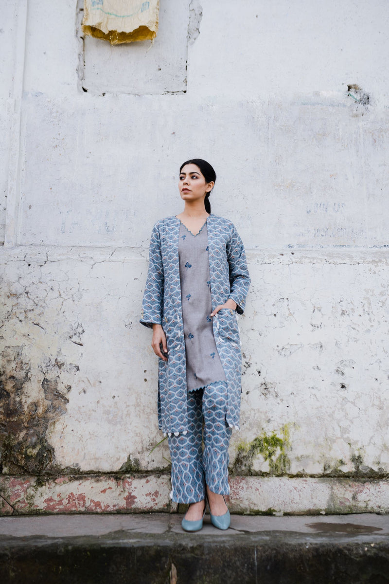 SUBAH CAPE SET- SET OF 3 Naaz By Noor 