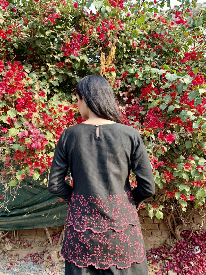subah- classic black Naaz By Noor 