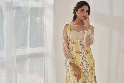 TAIRA BAANO-set of 3( kurta, pant & dupatta) Naaz By Noor 